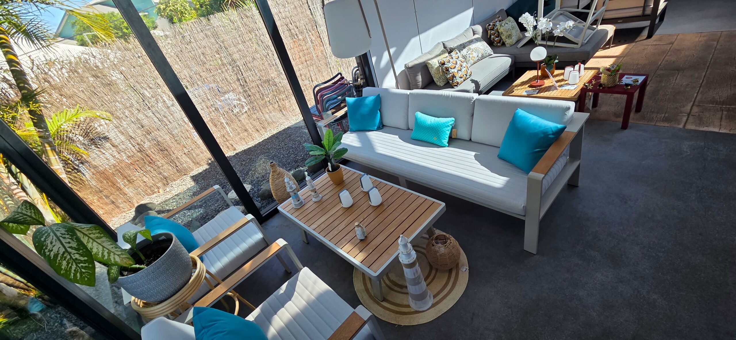 4eae8b0f-ca45-49b6-a81a-97550db6a2bf-20251010-090300